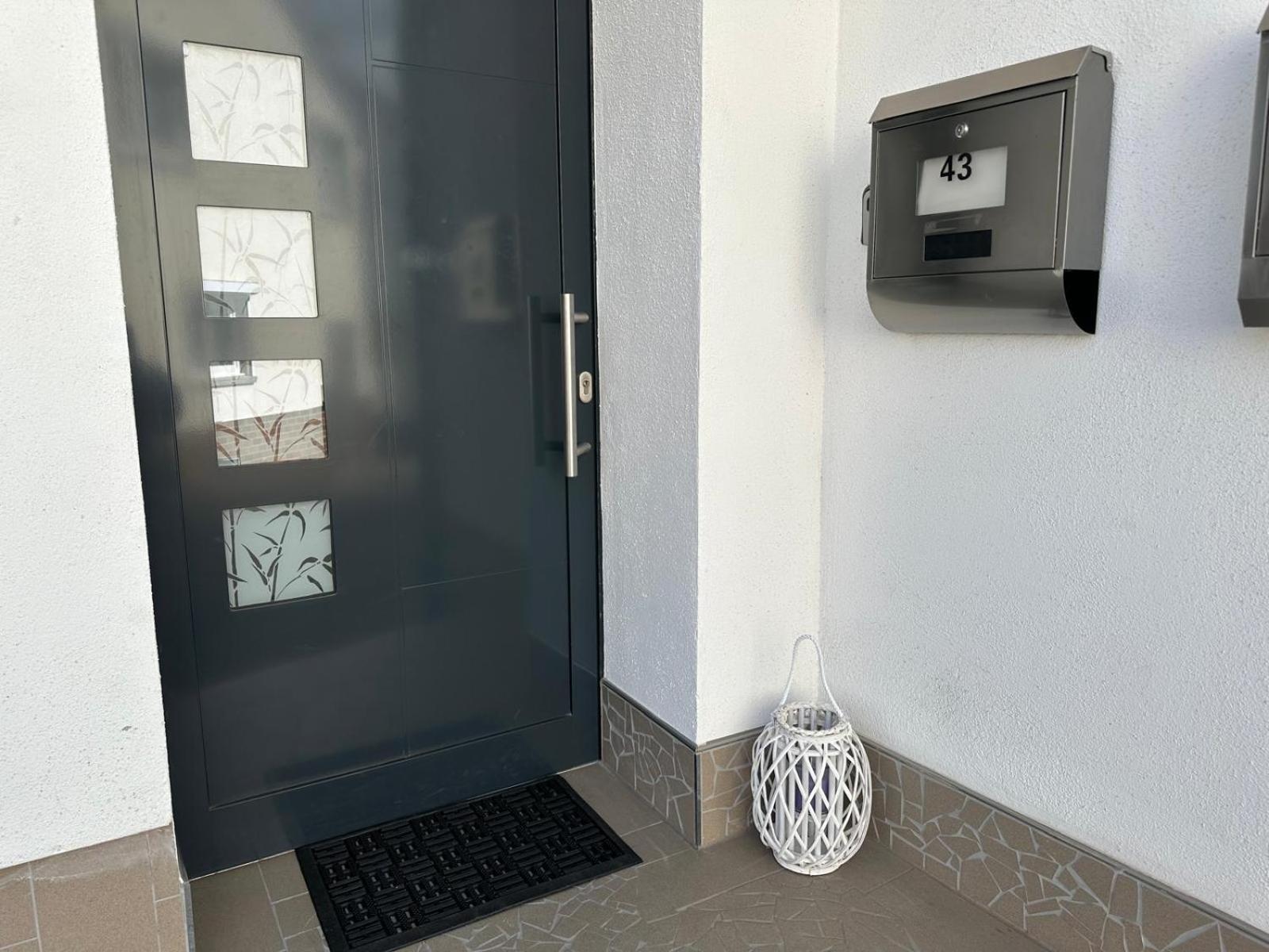 Wohnung In Muelheim-Kaerlich Экстерьер фото